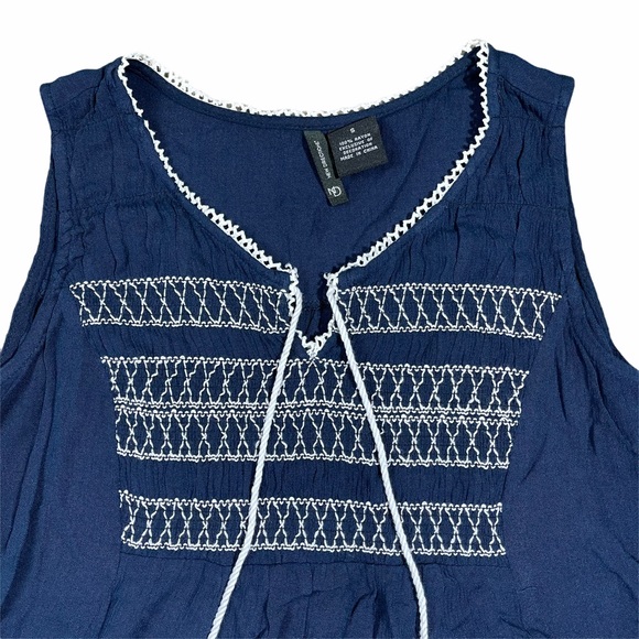 Navy Embroidered Sleeveless Tassel Ruched Tank - Picture 3 of 6